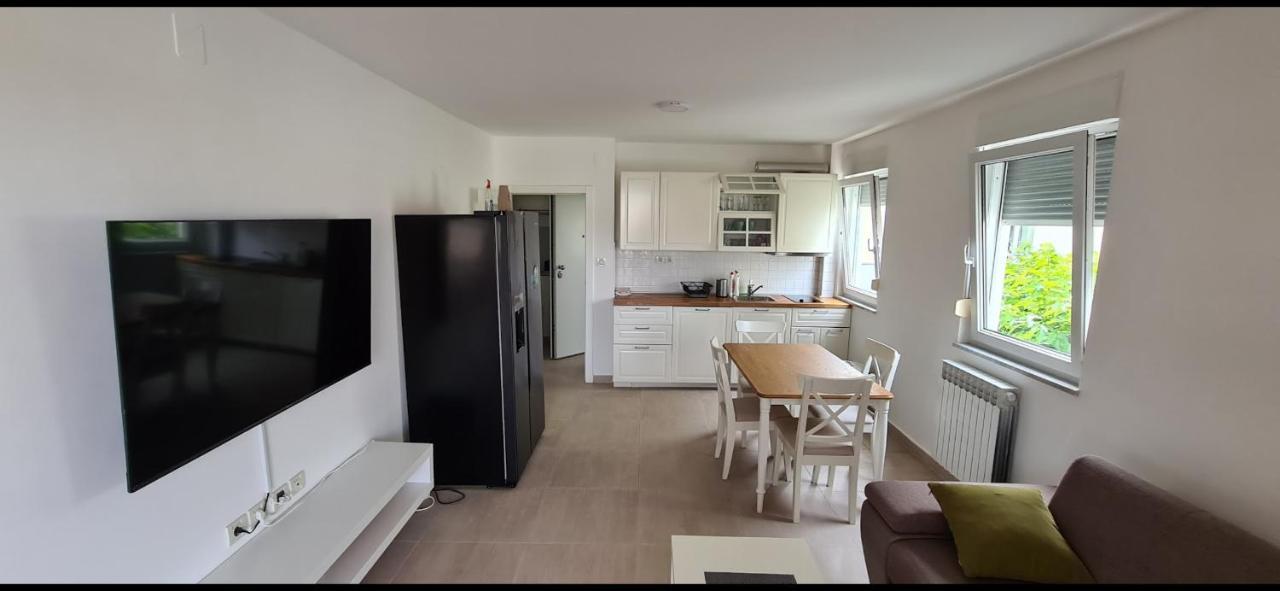 Apartments Vedran Punat Extérieur photo